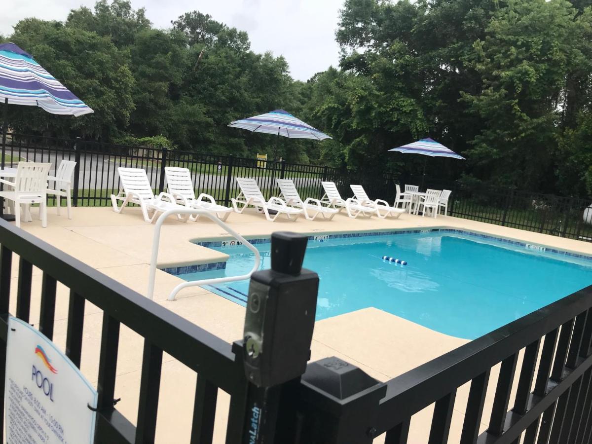 Baymont By Wyndham Lake Park Valdosta I75 Exterior foto
