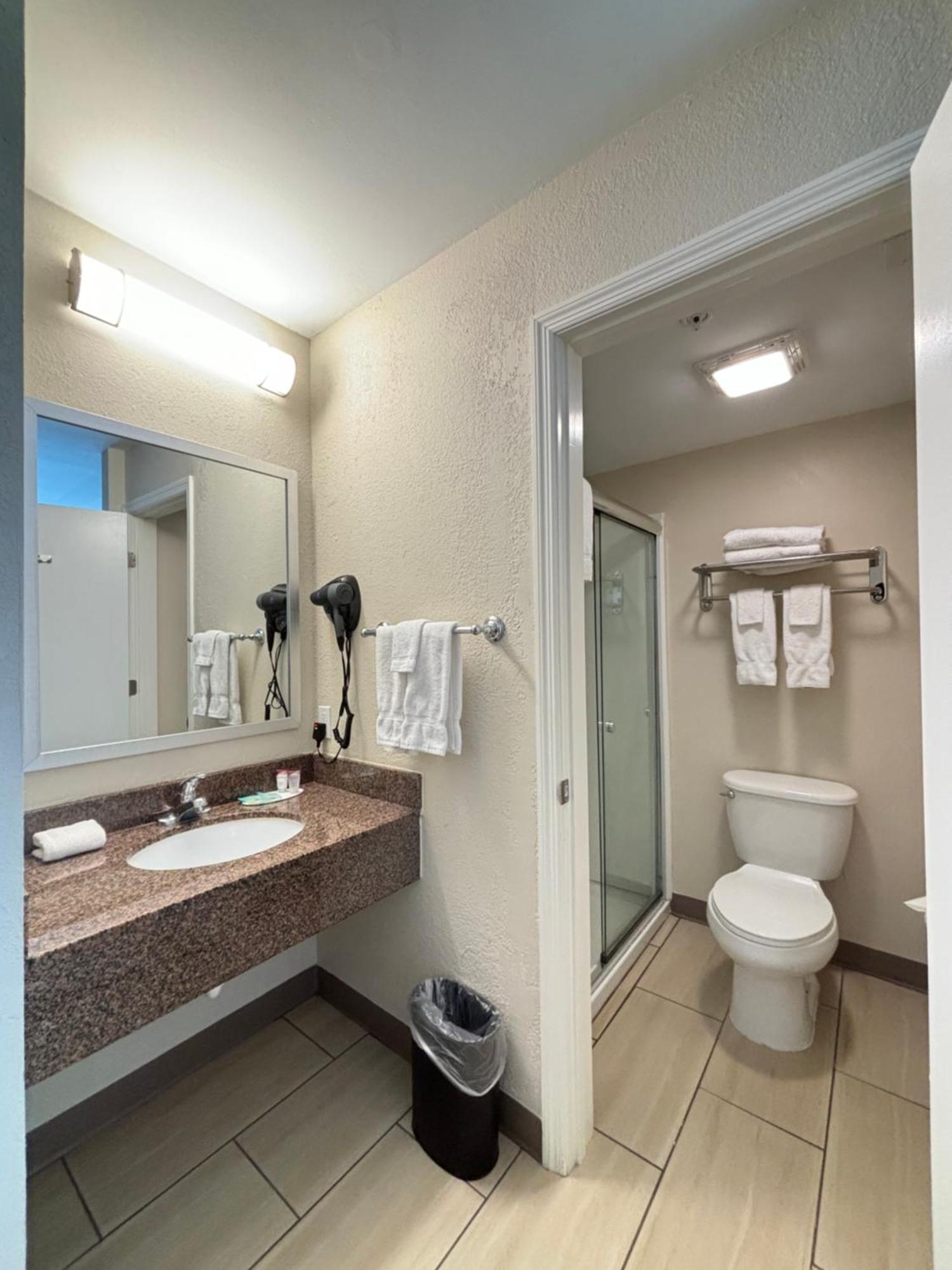 Baymont By Wyndham Lake Park Valdosta I75 Exterior foto